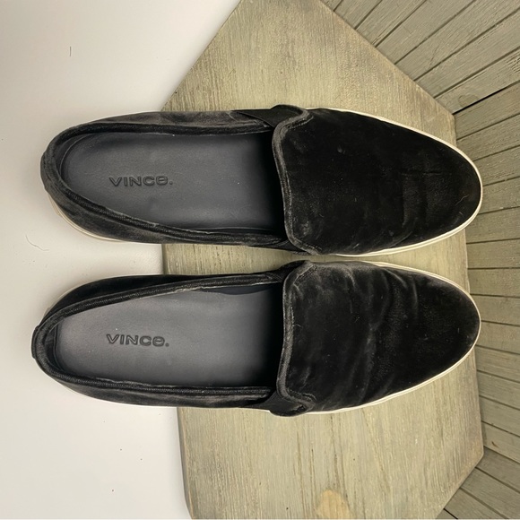 Mens VINCE Grey Velvet Slip On Sneakers 9 - Picture 8 of 9
